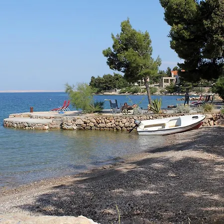 Triple Starigrad 3333a Guest house